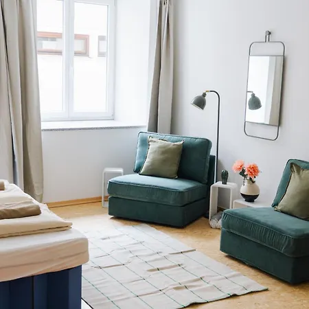 Raum Life - Design Mit Kueche In Der Altstadt Regensburg