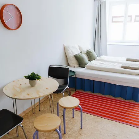 Apartman Raum Life - Design Mit Kueche In Der Altstadt *