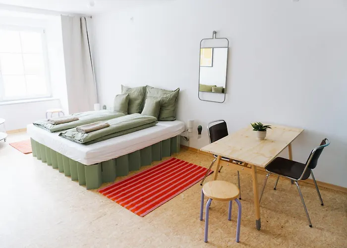 Raum Life - Brixener - Mit Kueche In Der Altstadt * Regensburg