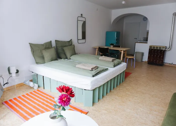 Raum Life - Brixener - Mit Kueche In Der Altstadt Regensburg