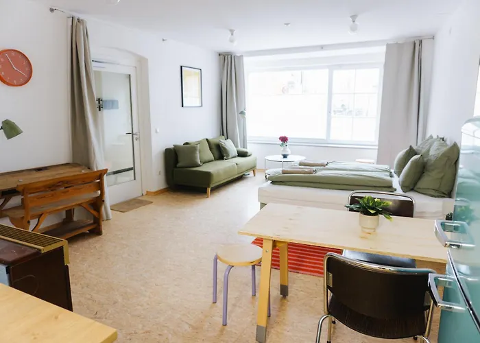 Apartment Raum Life - Design Mit Kueche In Der Altstadt Regensburg