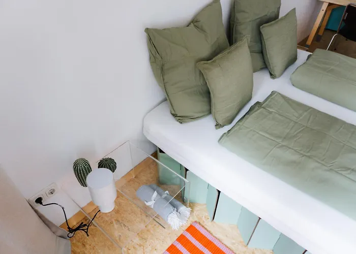 Apartment Raum Life - Design Mit Kueche In Der Altstadt